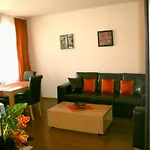 Apartment In Royal Towers