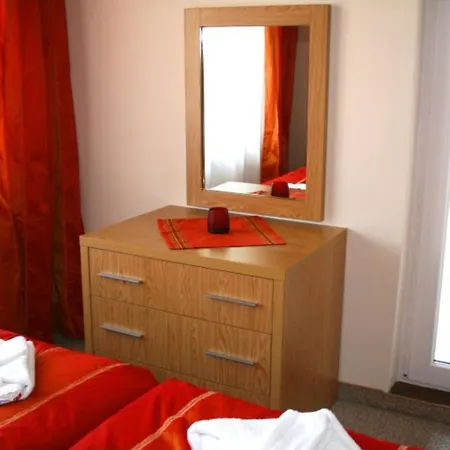 班斯科罗耶尔塔班斯科滑雪公寓