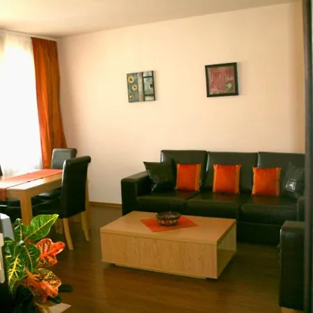 Apartment In Royal Towers