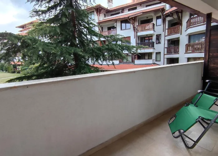 Apartment In Royal Towers *